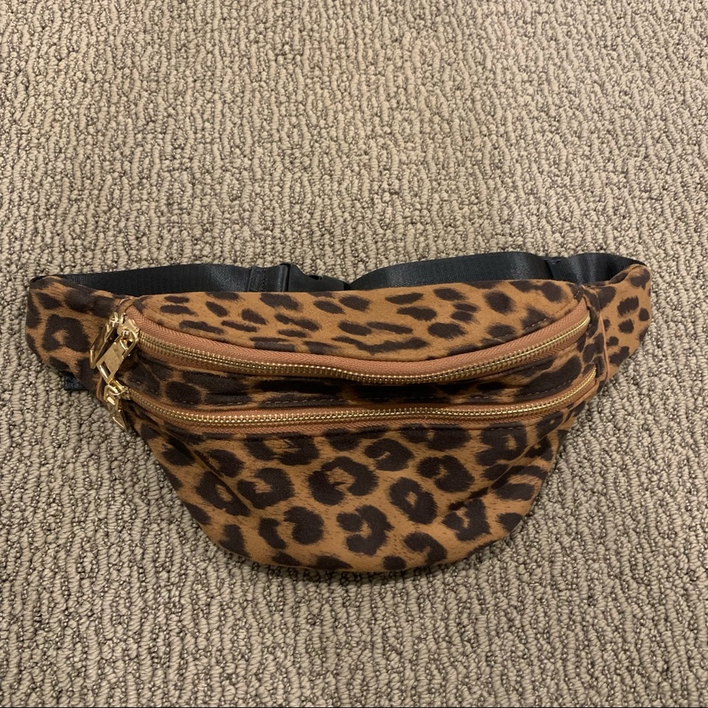 Steve Madden Cheetah Fanny Pack